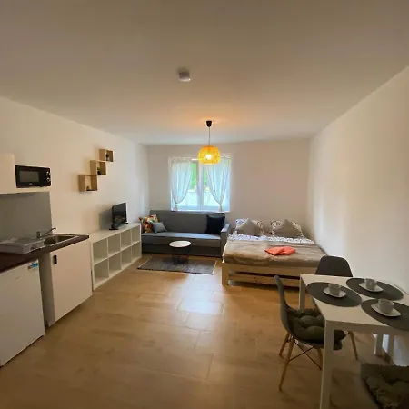 Pod Vrchem 71 Apartment