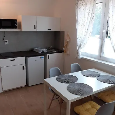 Pod Vrchem 71 Apartment Kytlice