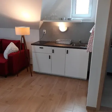 Pod Vrchem 71 Apartment